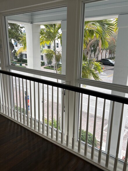 More Photos Of 101 SE 6th Ave, Delray Beach Office For Lease