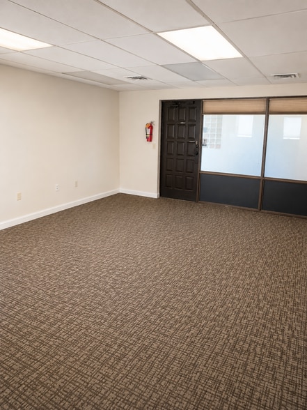 More Photos Of 1555 W Iron Springs Rd, Prescott Office For Lease