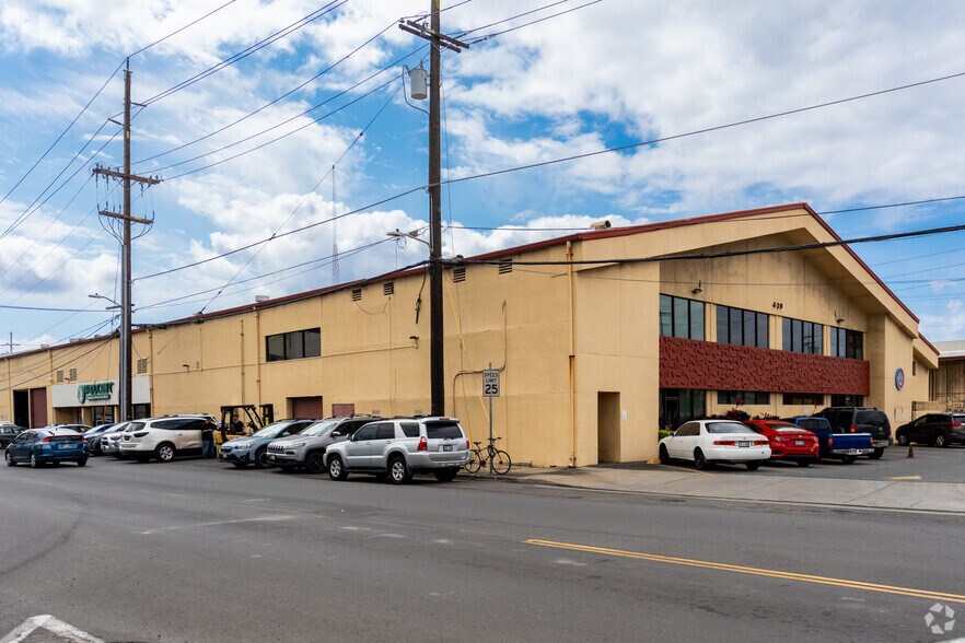 More Photos Of 1311 Kalani St, Honolulu Warehouse For Lease