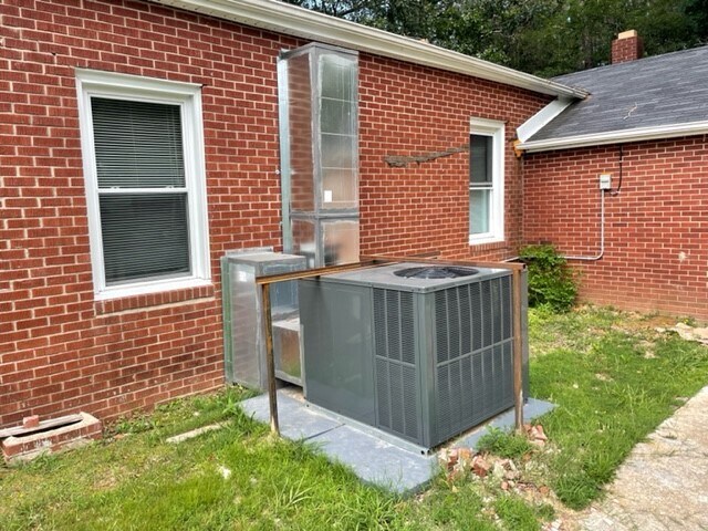 More Photos Of 109 Burney Rd, Seagrove Religious Facility For Lease