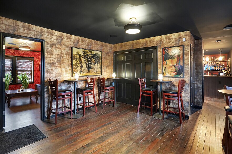 More Photos Of 2849 S Shelby St, Indianapolis Freestanding For Sale