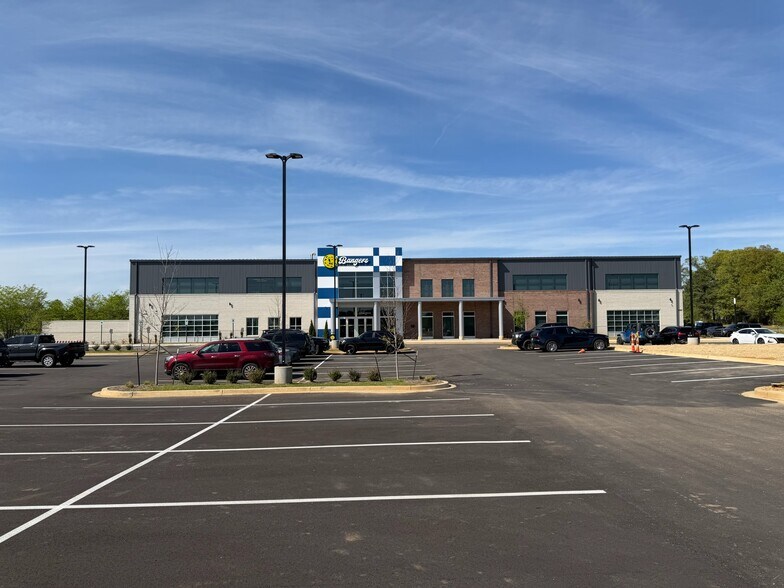 More Photos Of 0 Snowden Ln, Southaven Unknown For Lease