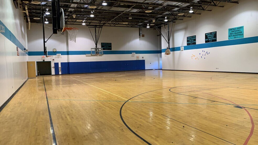 More Photos Of 1422 Route 179, Lambertville Warehouse For Lease