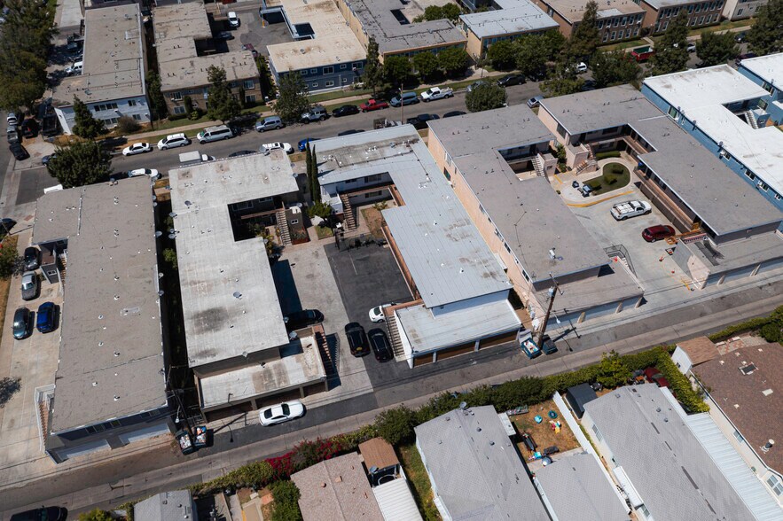 More Photos Of 218 W Wilson Ave, Orange Apartments For Sale