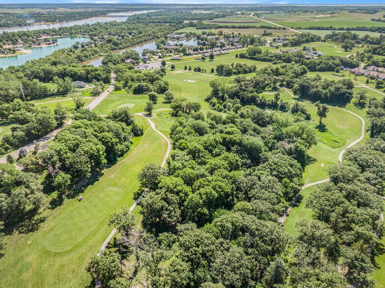 More Photos Of 3200 Buccaneer Blvd, Plattsmouth Golf Course Driving Range For Sale