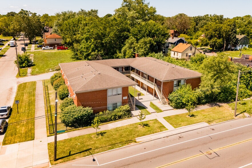 More Photos Of 9455 Chalmers St, Detroit Apartments For Sale