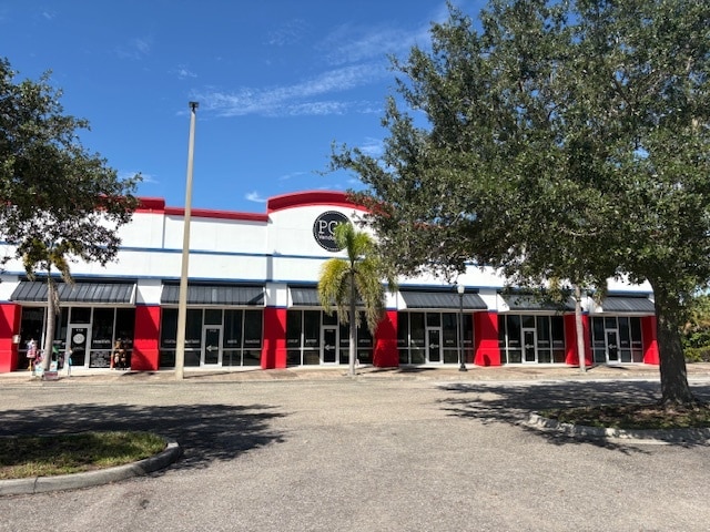 More Photos Of 10169 Tamiami Trl, Punta Gorda Freestanding For Lease