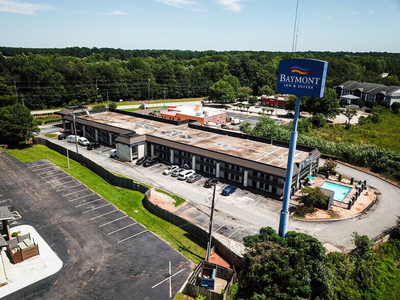 More Photos Of 855 Industrial Blvd, McDonough Hotel For Sale