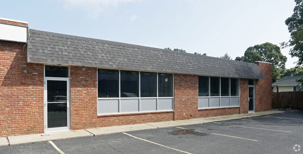 More Photos Of 1-3 Ivy Rd, Kings Park Medical For Lease