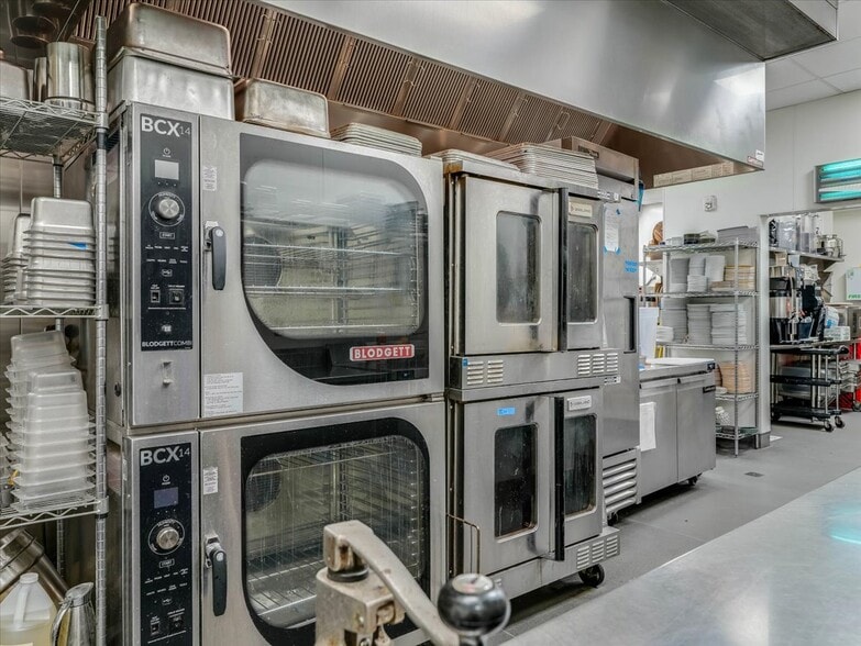 More Photos Of 1125 Garden St, San Luis Obispo Hotel For Lease