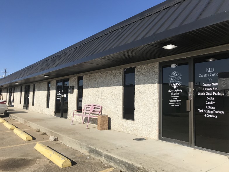 Primary Photo Of 4200 Gus Thomasson Rd, Mesquite Flex For Lease