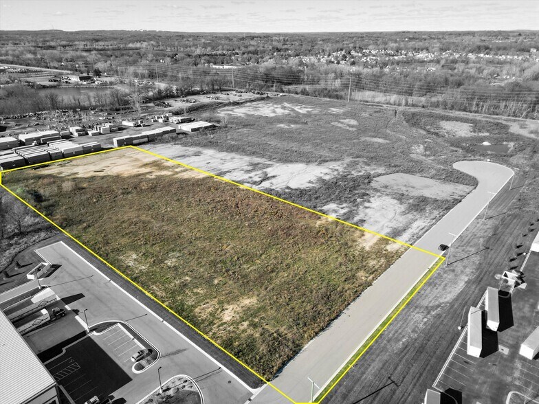 More Photos Of Moviter Drive @ Pontiac Trail, Wixom Land For Sale