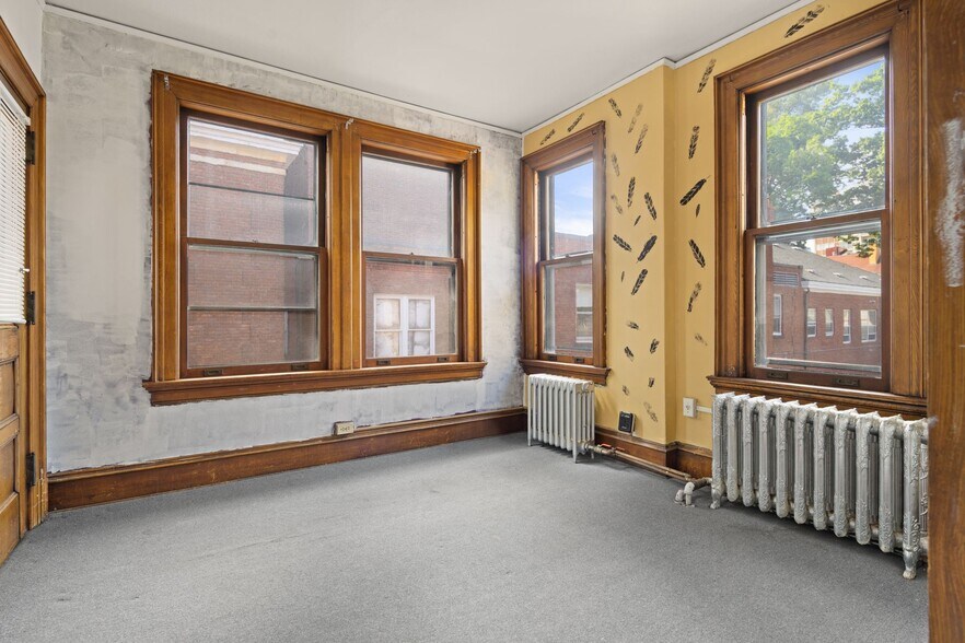 More Photos Of 360 Farmington Ave, Hartford Office Residential For Sale