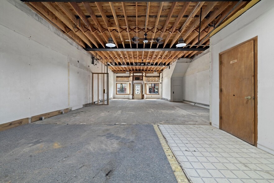 More Photos Of 1020 Main St, Union Grove Storefront Retail Residential For Sale