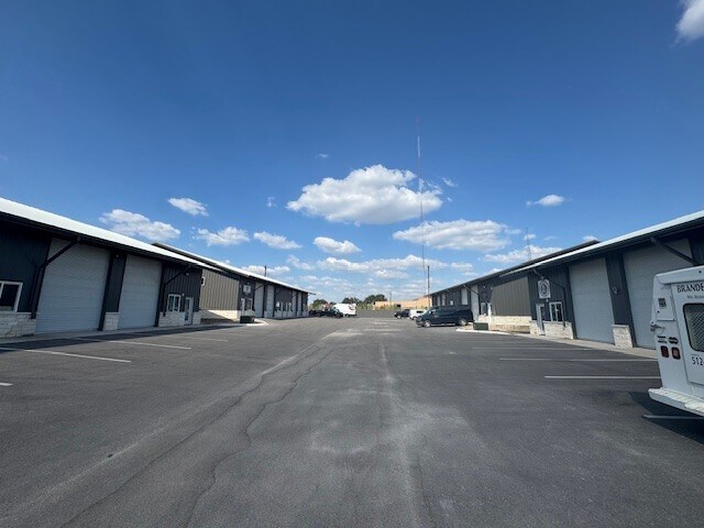 More Photos Of 320 N Ridge Rd, Marble Falls Unknown For Lease