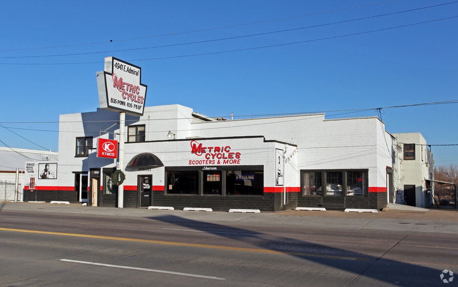 Primary Photo Of 4941 E Admiral Pl, Tulsa Flex For Sale