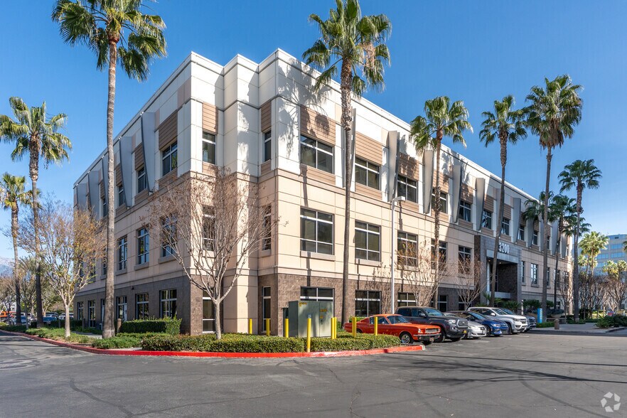 More Photos Of 3200 E Guasti Rd, Ontario Coworking Space