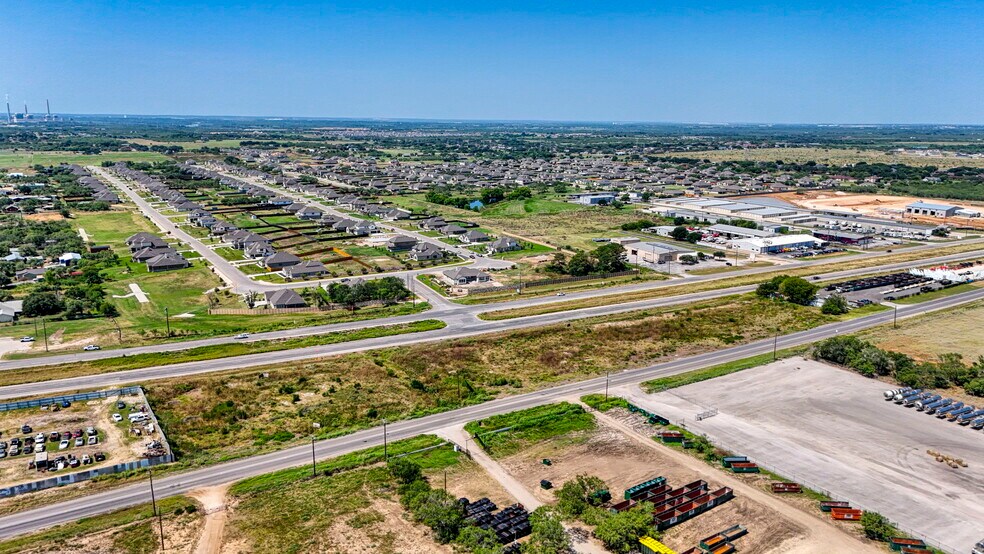 More Photos Of 9433-9477 US 87 E hwy, San Antonio Land For Sale
