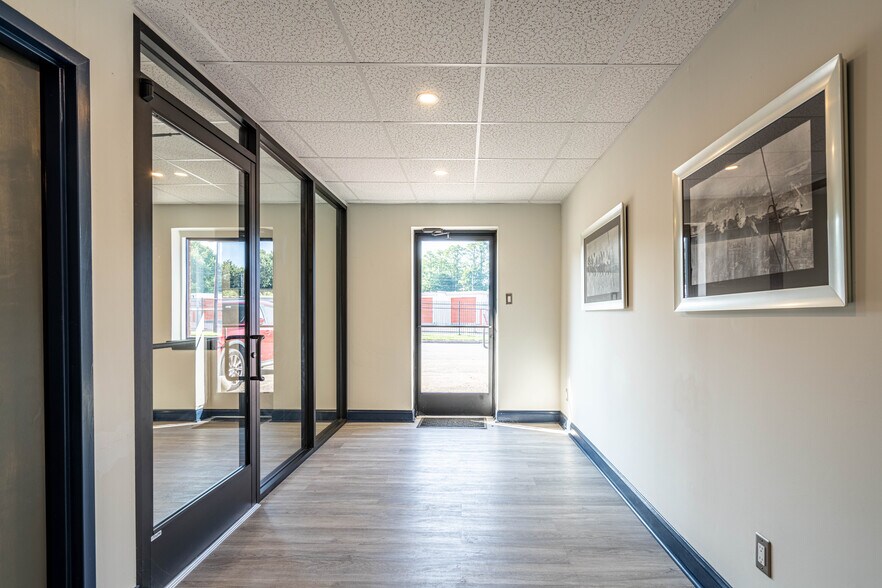 More Photos Of 1249 Byberry Rd, Philadelphia Warehouse For Sale