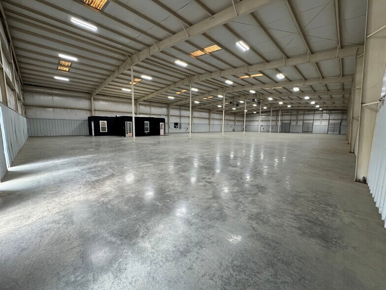 Primary Photo Of 1817 Baker Rd, High Point Warehouse For Lease