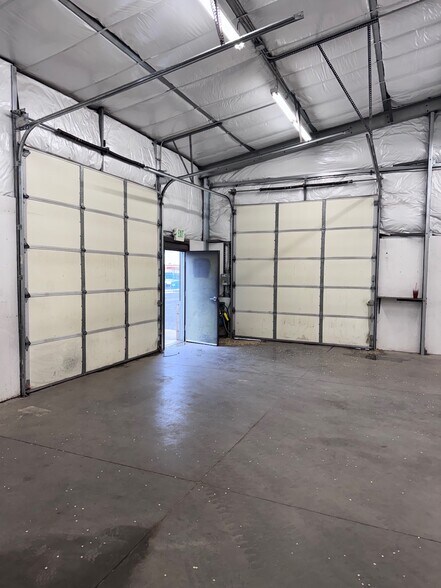 More Photos Of 2180 E Main St, Montrose Freestanding For Lease