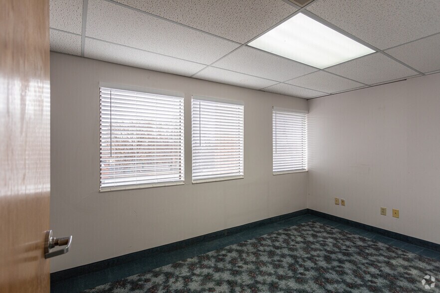 More Photos Of 1140 36th St, Ogden Office For Lease