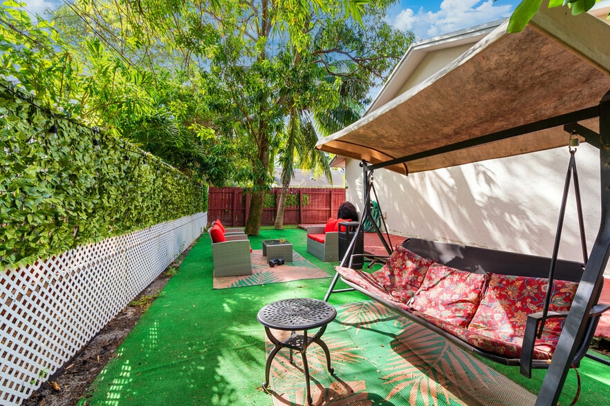 More Photos Of 1112 NE 5th Ave, Fort Lauderdale Hospitality For Sale