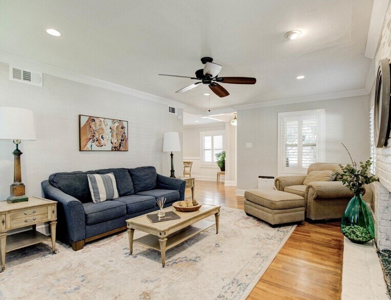 More Photos Of , Fort Worth Specialty For Sale