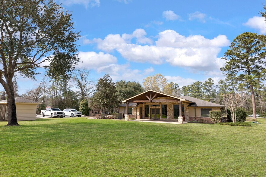 More Photos Of 8711 Hufsmith Kuykendahl Rd, Tomball Industrial For Sale