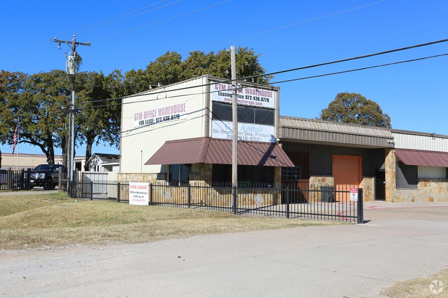 More Photos Of 1047 E Highway 121, Lewisville Self Storage For Lease