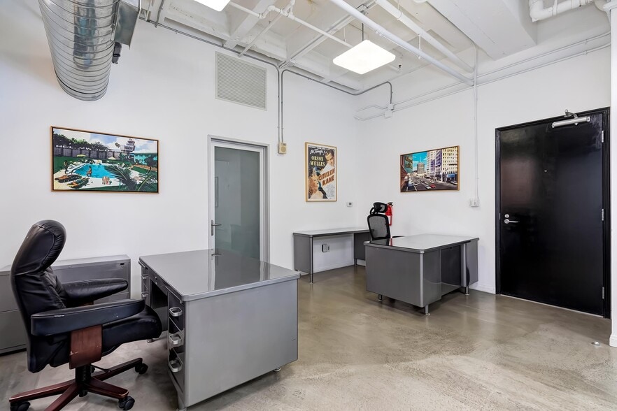 More Photos Of 6253 Hollywood Blvd, Los Angeles Apartments For Sale