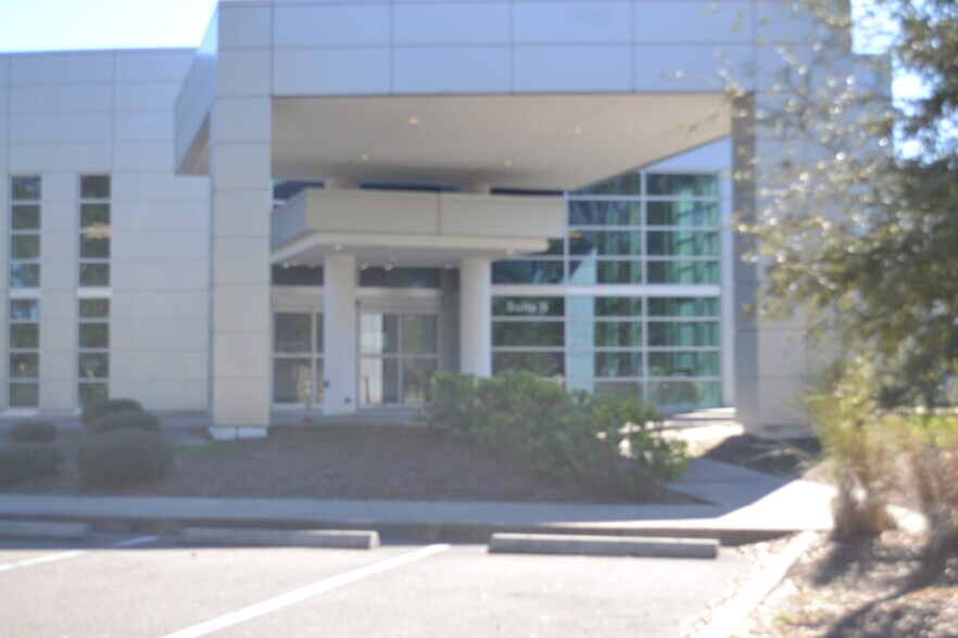 More Photos Of 539 Rolling Acres Rd, Lady Lake Medical For Lease