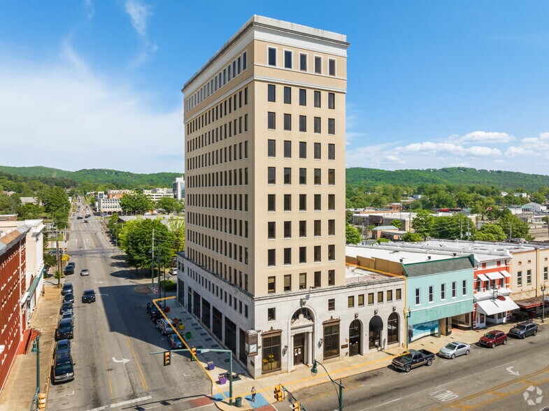 More Photos Of 931 Noble St, Anniston Office For Sale