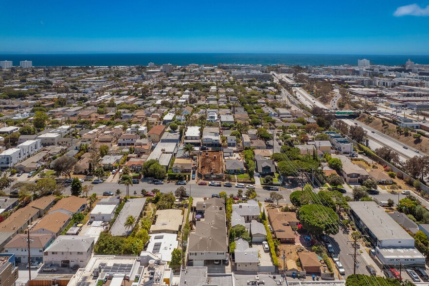 More Photos Of 1817 Euclid St, Santa Monica Apartments For Sale