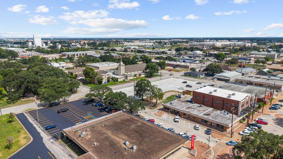 More Photos Of 5613 3rd St, Katy Storefront For Lease