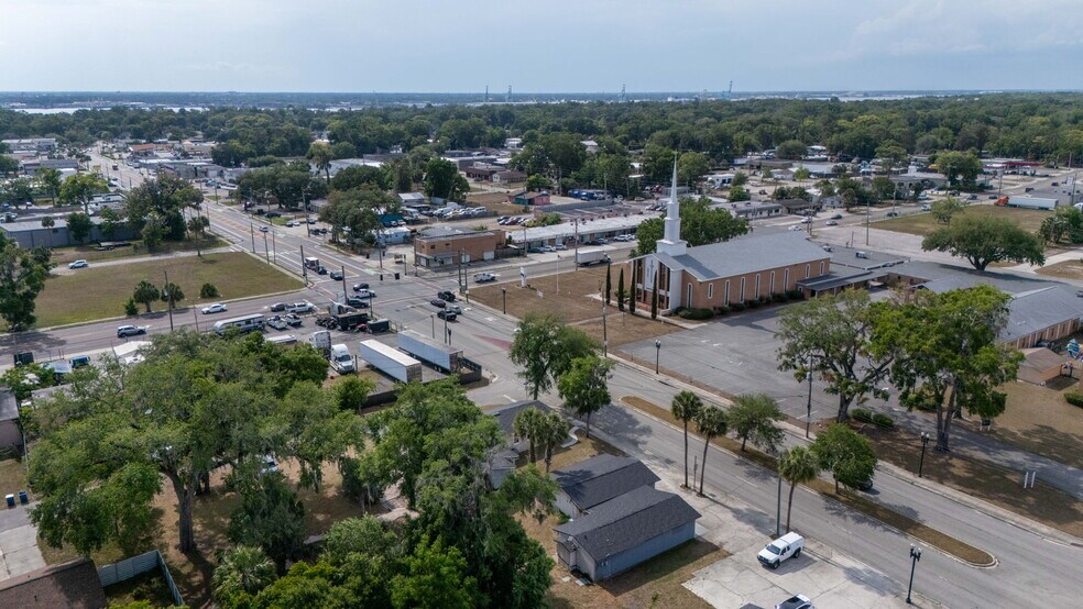 More Photos Of 6108 Arlington Rd, Jacksonville Office For Sale