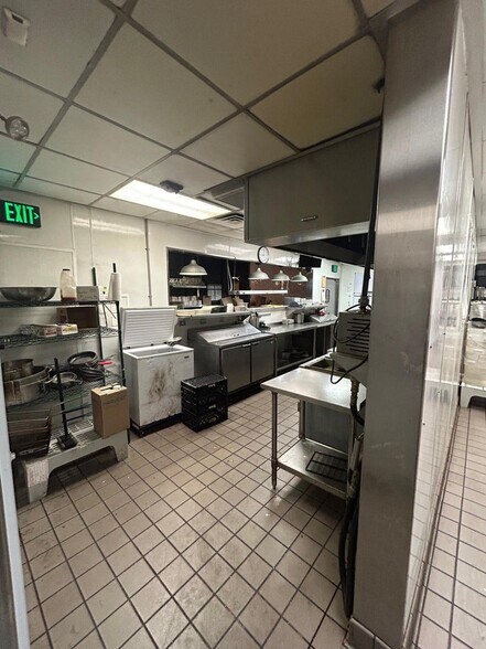 More Photos Of 725-735 Coleman Blvd, Mount Pleasant Apartments For Lease