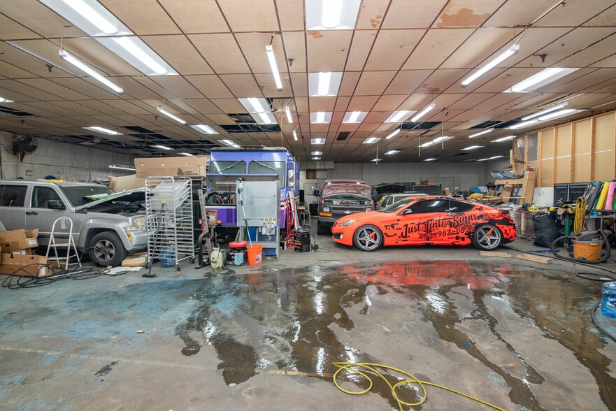 More Photos Of 4128 Hayward Ave, Baltimore Warehouse For Sale