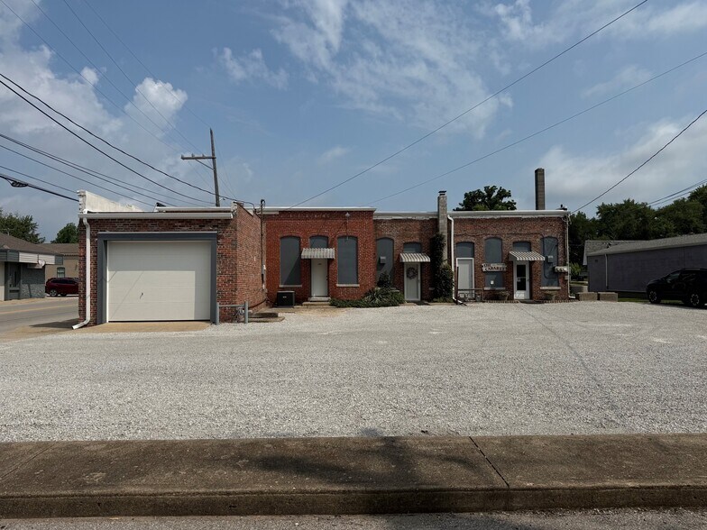 More Photos Of 1601-1607 Kossuth St, Lafayette Freestanding For Sale
