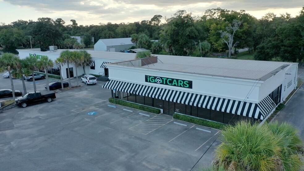 More Photos Of 705 N New Warrington Rd, Pensacola Auto Repair For Lease