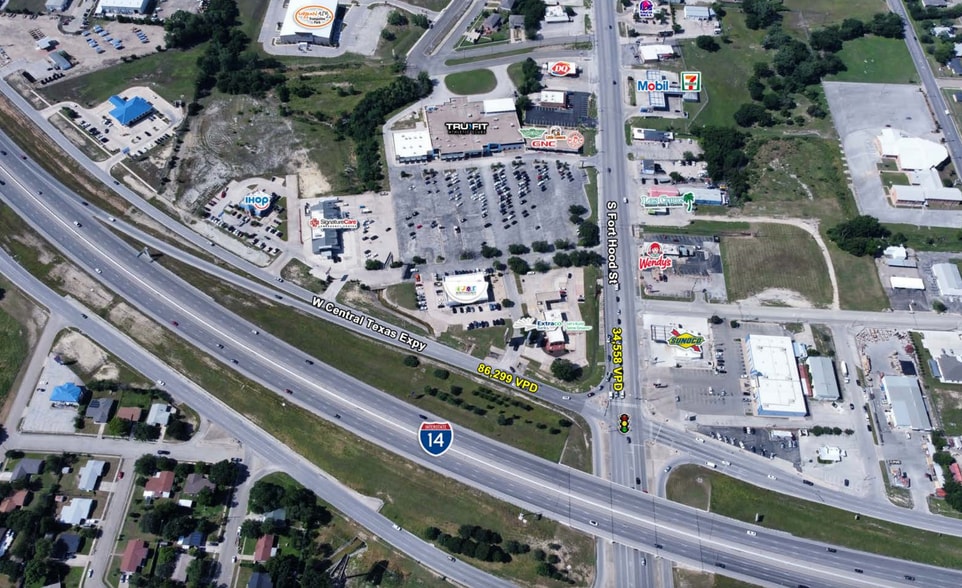 More Photos Of 902 W Central Texas Expy, Killeen Storefront For Lease