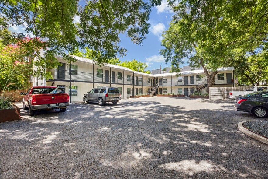 Primary Photo Of 4504 Speedway, Austin Apartments For Sale