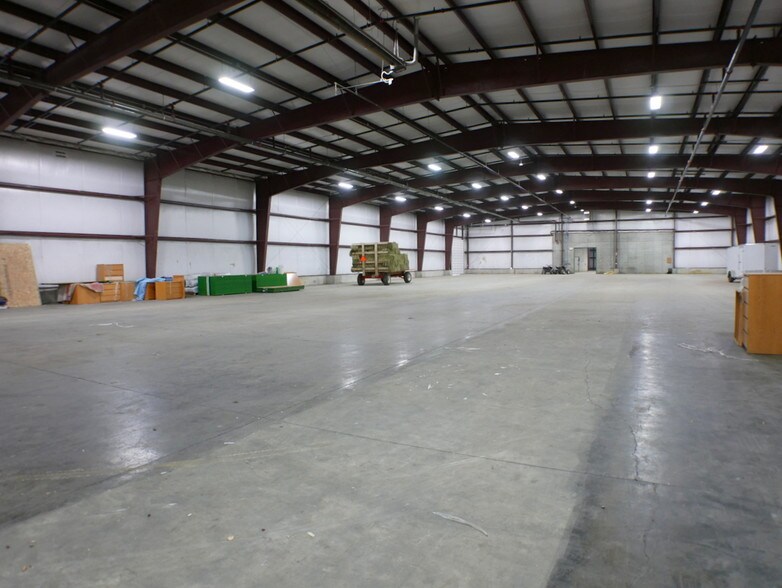 More Photos Of 2125 Redman Dr, Alma Distribution For Sale