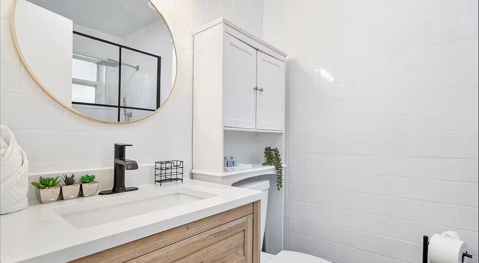 More Photos Of 333 Palm St, Hollywood Apartments For Sale