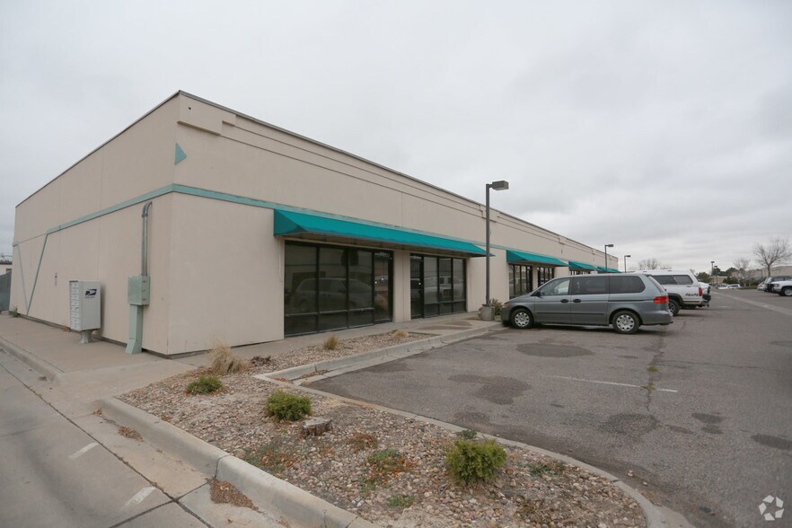 More Photos Of 332 Norfolk St, Aurora Warehouse For Sale
