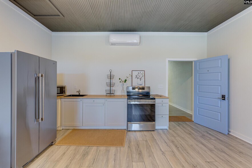 More Photos Of 2701 Cleveland St, Elloree Storefront Retail Residential For Sale