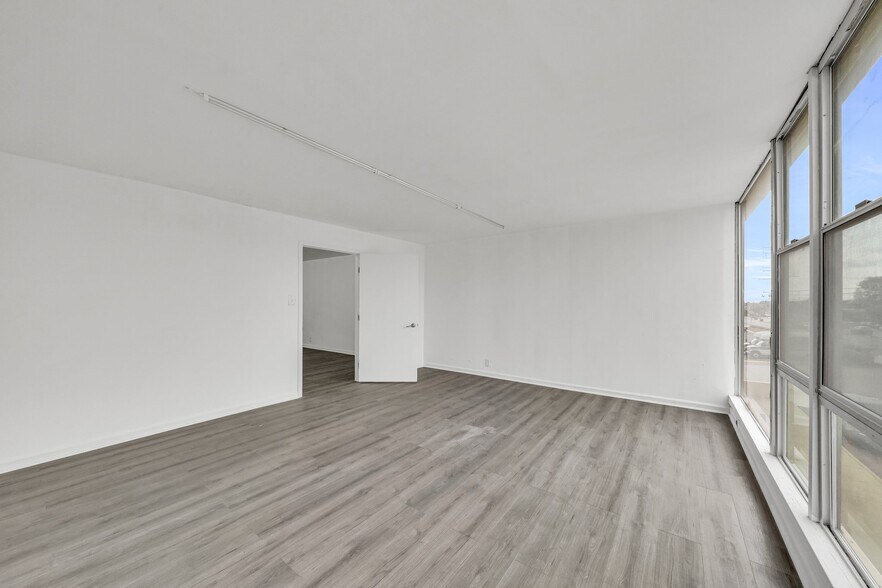 More Photos Of 2610 W Imperial Hwy, Hawthorne Storefront Retail Office For Lease