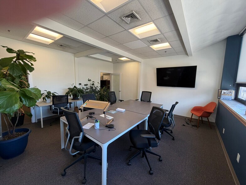 More Photos Of 10 High St, Medford Office For Lease