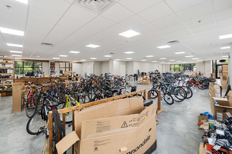 More Photos Of 2302 Turnpike St, North Andover General Retail For Sale