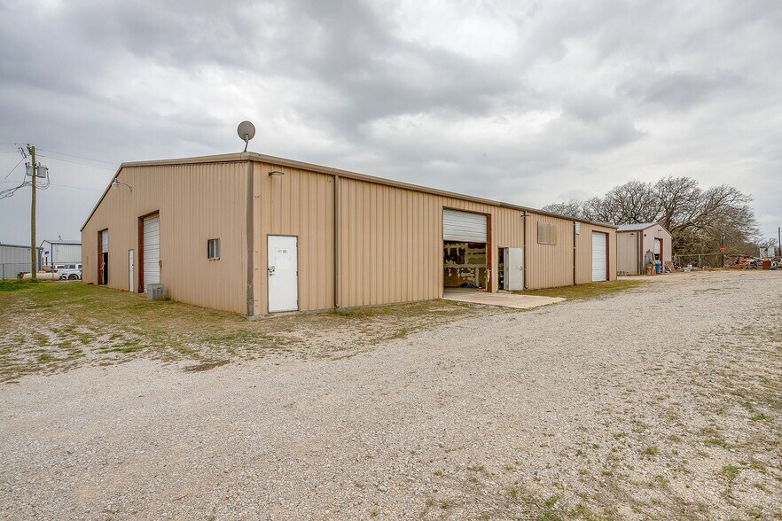 More Photos Of 1814 Barnett Dr, Weatherford Unknown For Lease